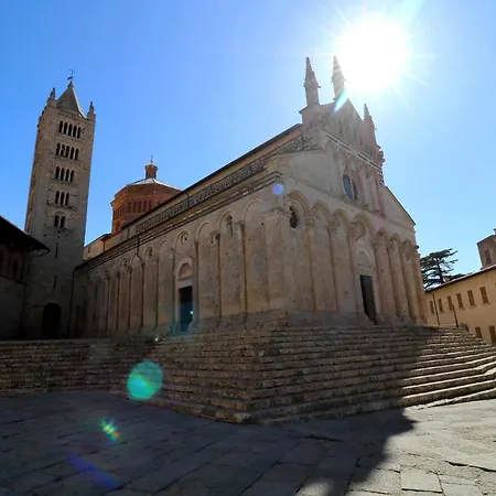 Maremma Holidays : Casa Lory * Massa Marittima